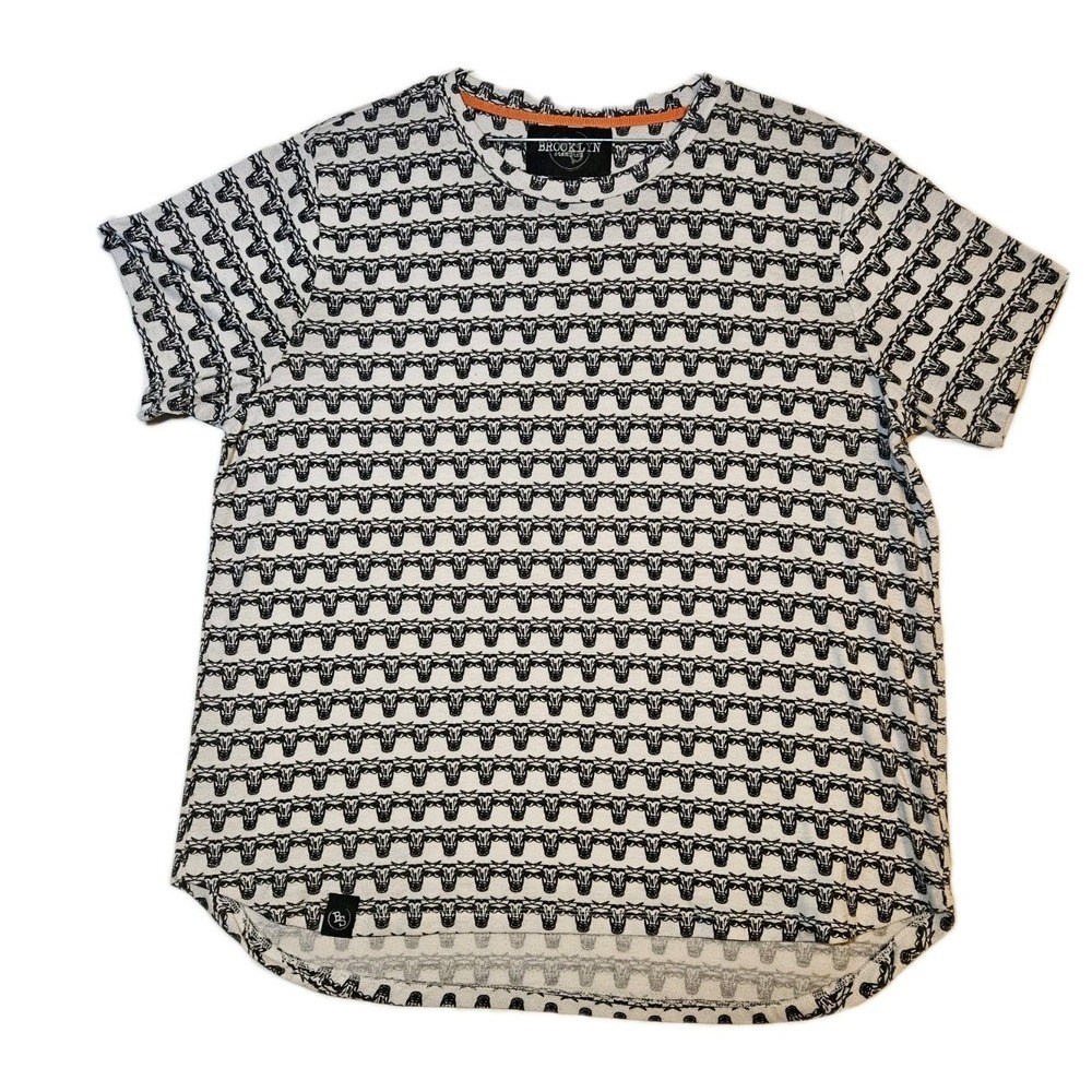 Brooklyn Standard Mens T-Shirt Size XL Bull Pattern Crew Neck White Western